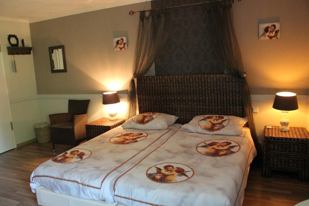 Hotel Groote Engel Emlichheim Стая снимка